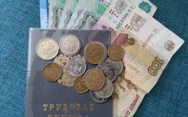 Минимальный размер оплаты труда в РФ могут увеличить до 12 130 рублей. экономика, работа, зарплата
