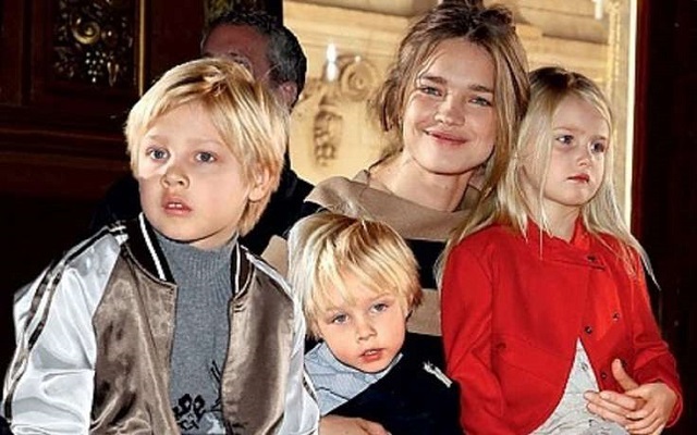 Наталья Водянова хочет, чтобы ее дети были похожи на великого модельера. 26617.jpeg