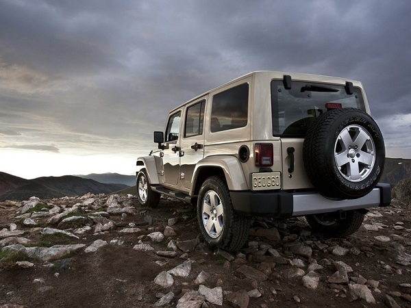 Россияне купили более 180 внедорожников Jeep в октябре. 26667.jpeg