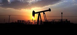 Нефть поднялась  в цене выше $55 за баррель