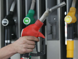 Цены на бензин остаются стабильными