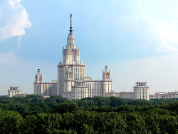 В Москве за год выросло число сделок с недвижимостью