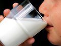 Хватит импортировать сухое молоко, у нас полно своего на складах - эксперт