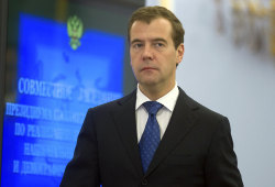 Медведев призывает лоббировать интересы АПК на мировом рынке