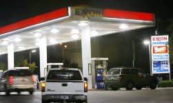 Бензин практически не изменился в цене