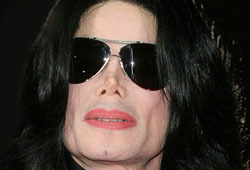 Майкл Джексон - самый продаваемый среди мертвых  звезд 