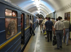 Автоматы в метро будут продавать проездные любого номинала
