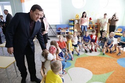 На создание новых мест в детских садах Свердловская область направила около 4 млрд рублей