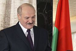 Лукашенко обещает приватизацию только на своих условиях