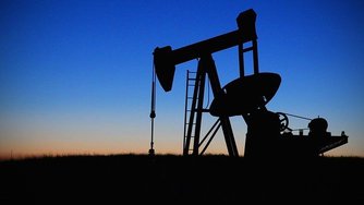 Цена нефтяной корзины ОПЕК обвалилась почти на $14