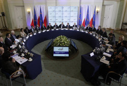 Медведков: Россия войдет в ВТО не позднее середины лета 2012 г