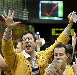 Российский рынок акций начал день минусом