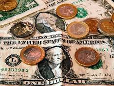ЦБ России резко повысил официальные курсы доллара и евро