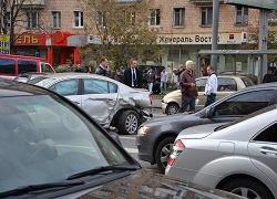 Центр Москвы стал платным для парковок
