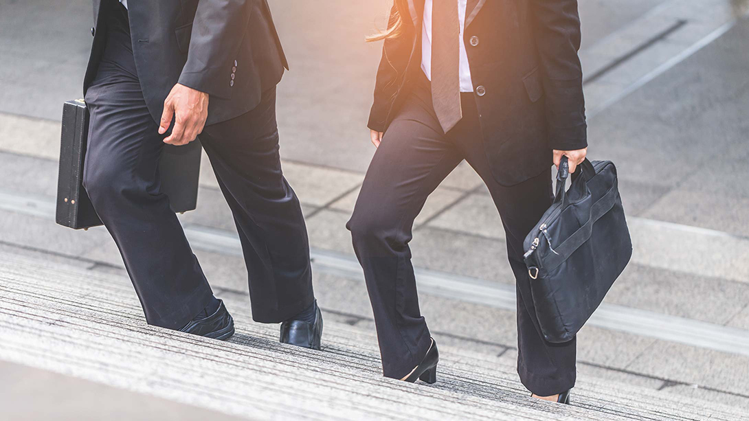 Средняя предлагаемая в РФ зарплата выросла на 14% за год